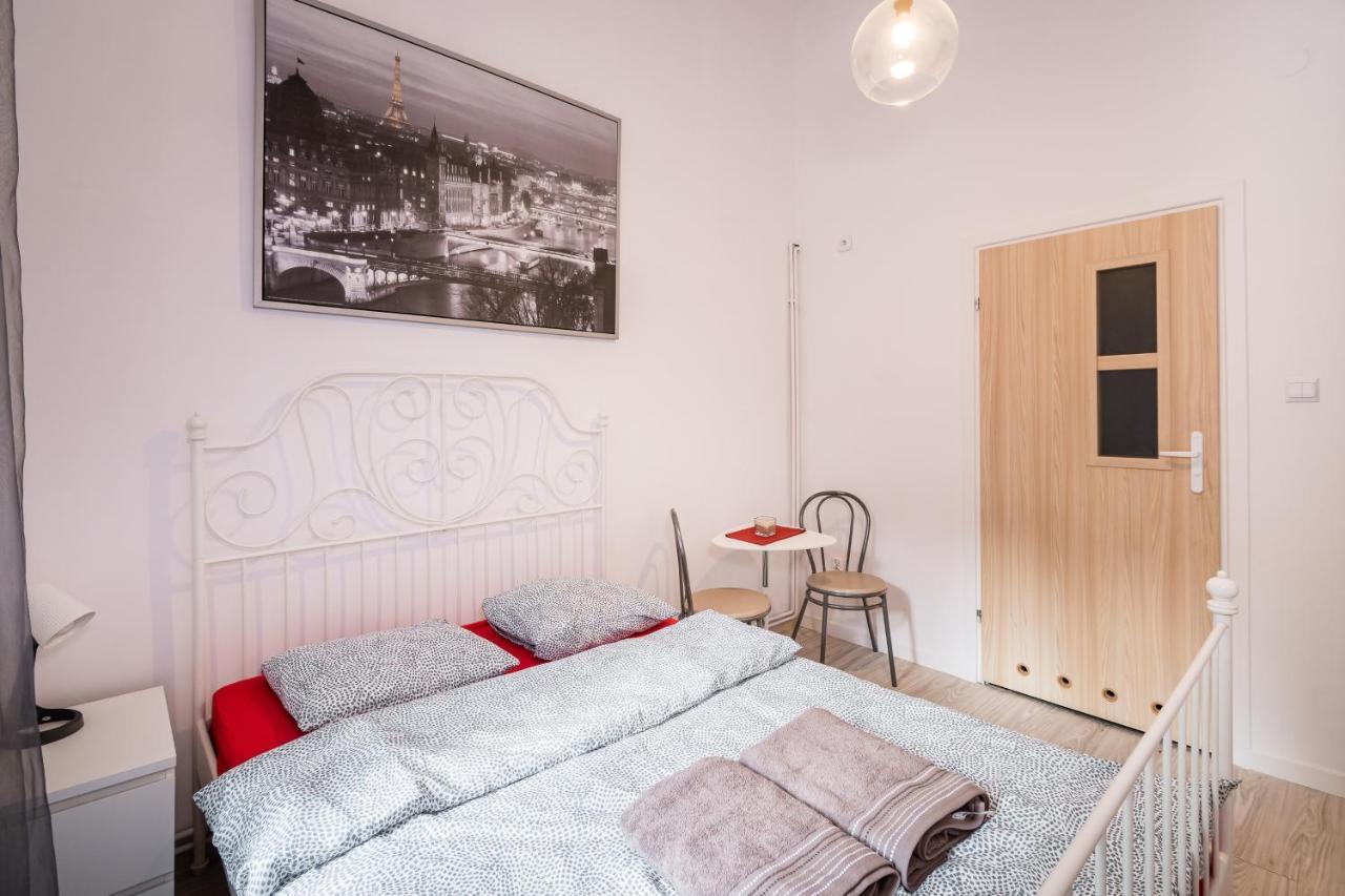 Apartamento Laykonik Cracovia Exterior foto